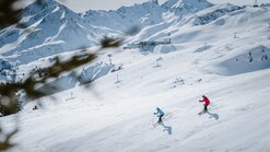 Pistenpanorama - Ski Arlberg weitläufige Pisten im Skigebiet Ski Arlberg