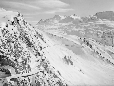 The cradle of alpine skiing |skiarlberg.at